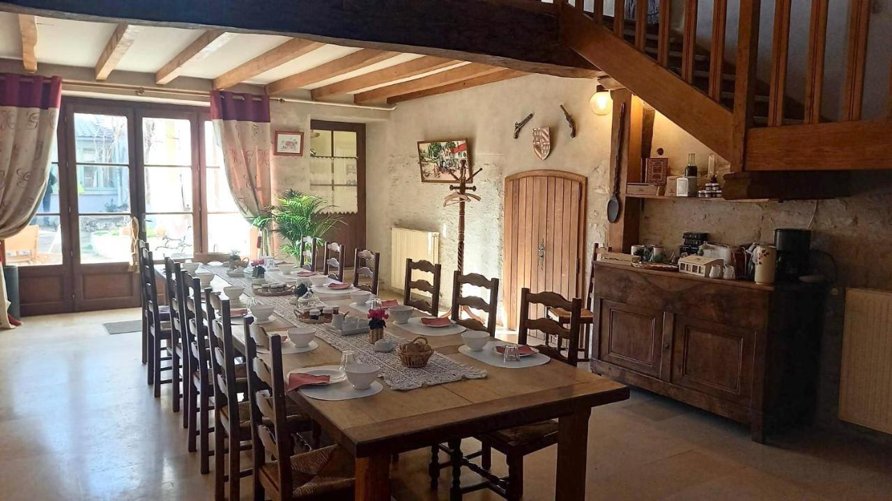 Le Clos Du Merry Joux-la-Ville 외부 사진