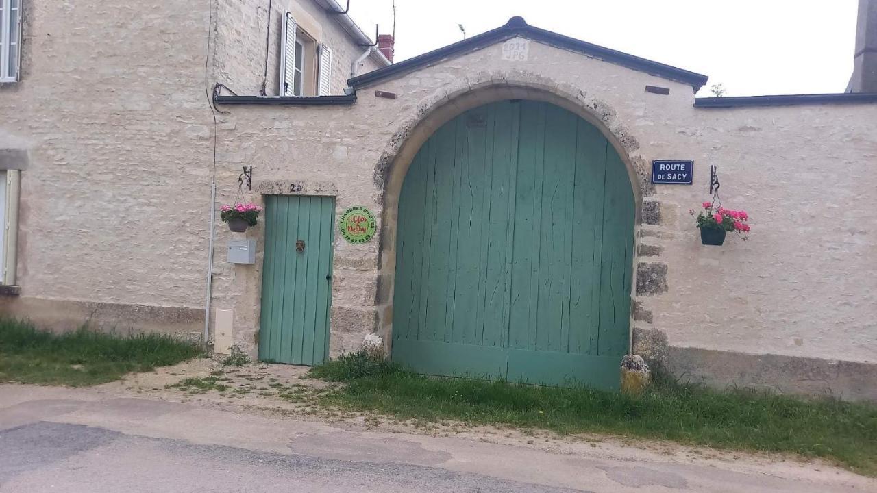 Le Clos Du Merry Joux-la-Ville 외부 사진
